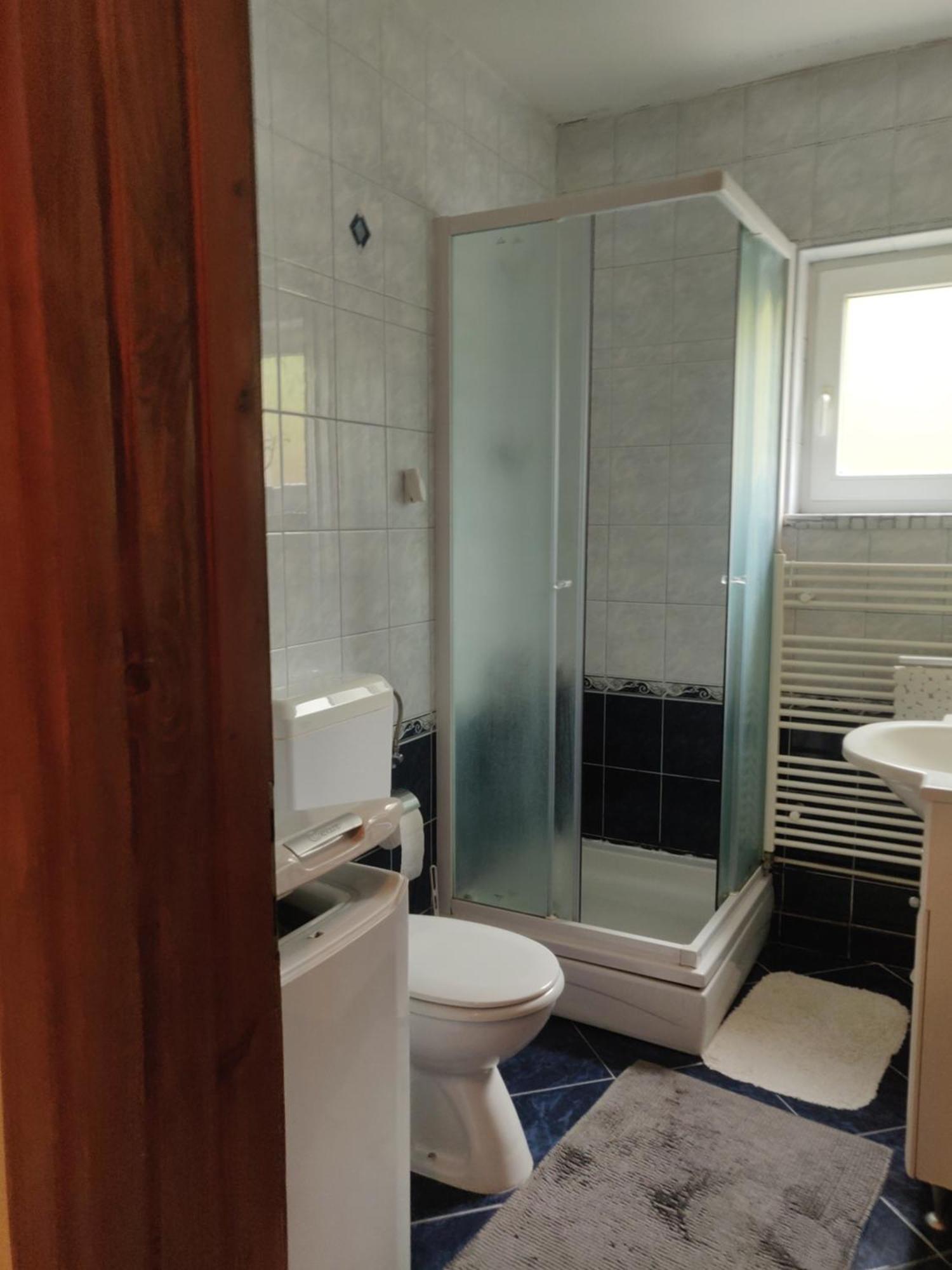 Apartman Malina Karlovac Ngoại thất bức ảnh